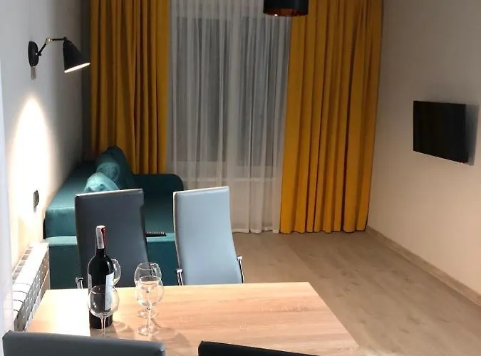 Arena Village Deluxe