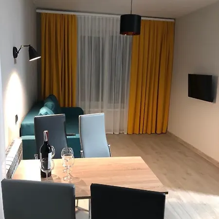 Arena Village Deluxe